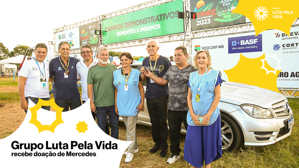 Sindicato dos Trabalhadores das Indústrias de Fiação e Tecelagem de Uberlândia faz doação de automóvel para o Grupo Luta Pela Vida durante a Femec.