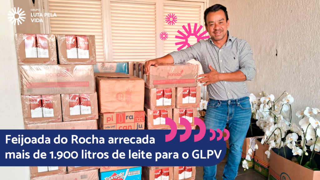 Elizeu Rocha faz a doação de mais de 1.900l de leite em pro do Hospital do Câncer.